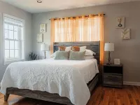 "Mountain Escape" - Majestic Mountain Sunrises Near Blue Ridge Parkway & I-77 - Homestays