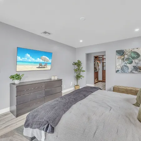 Beautiful Updated House in Delray with Heated Pool & Game Room. Close to Boca!