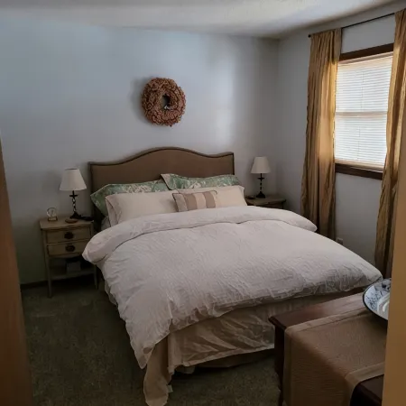 Cozy Condo Close to Slopes