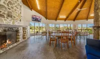 Big4 Normanville Jetty Holiday Park - Homestays