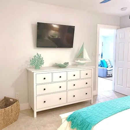 Casa Blue Flamingo - In the Florida Keys - minutes from the beach
