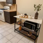 Charming 1-bedroom apt walk to Train and DownTown area with WiFi, AC - 2성급