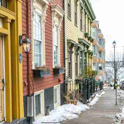 Wonderful Loft in Historic DT Others