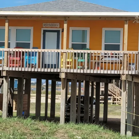Sun Kissed Retreat, FRONT ROW! BEACHFRONT! BEAUTY!