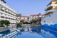 Apartamentos Pez Azul - С бассейном