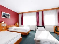 Christophe Colomb Hotels near Gare