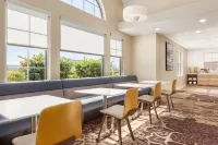 Residence Inn Roseville - Pet friendly