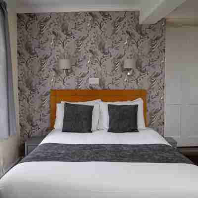 Bell Hotel by Greene King Inns Rooms