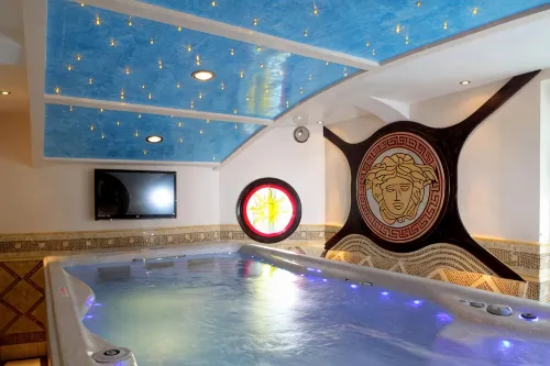Officer's Yacht Club Resort & Spa - 民泊