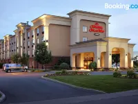 Hampton Inn & Suites by Hilton Montreal-Dorval Hotels in Dorval