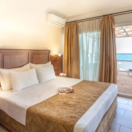Paralia Beach Boutique Hotel