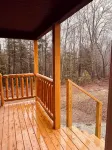 Charming Red Surry Cabin close to Acadia National Park and Bar Harbor - Wifi