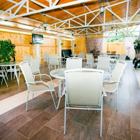 Frant Hotel (Франт Отель)