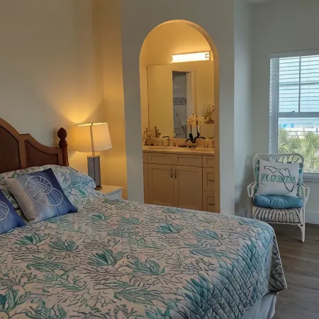Bermuda Bay Un 01 Gorgeous View of Beach 3 Bd, Heated Pool, Beautifully Remodel