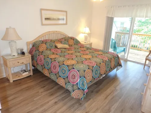Gorgeous 3 Bedroom Townhouse, Bethany Beach, steps from pool and fitness center