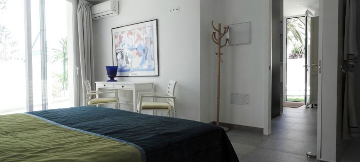 Attractive villa in Caleta de Vélez with private pool Hotel di Vélez-Málaga