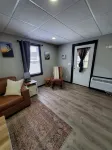 Charming building with 1 bedroom and AC, WiFi in serene Whitehall - Wifi