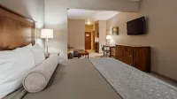 Best Western Plus Green Mill Village Hotel  Suites Convention Center - 3 Sao
