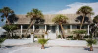 Sabal Palms Inn - 2-Star