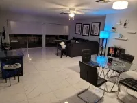 Cozy 3-bedroom house in peaceful Spring Hill with WiFi, AC. Sleeps up to 15 - 3つ星