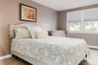 Welcoming Cozy Retreat for Friends and Family! - Wifi
