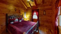 Evening Star Cabins, Secluded and peaceful in charming Hocking Hills - 3-Star