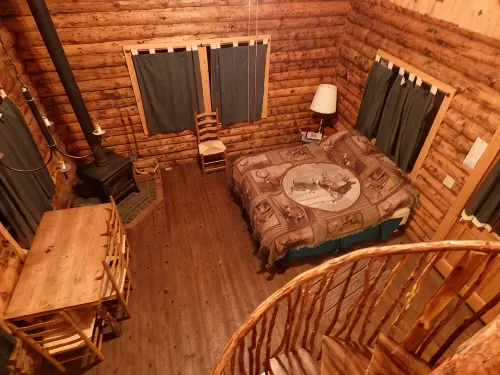 Circle Pine Ranch- "The Real Log Cabin Experience" - Chalets