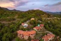 Stylish Villa with Brand-New Furniture, Panoramic Ocean Views, and Infinity Swimming Pool & Hot Tub - Apartments