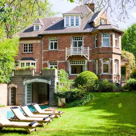 Guest House la Maison Chantecler Отели рядом с достопримечательностью «Международный музей марионеток Перюше»