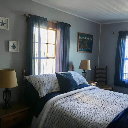2 bedroom 1 bath, large deck and dock, on the water in peaceful cove, Year