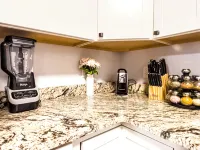 Incredible Downtown Apartment W/ Views & Desk @ the Virginia Grand -Downtown IF - アパートメント
