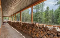 30 Min to Jackson Hole • Alpine Retreat • Hot Tub • Sleeps 12 - Chalets