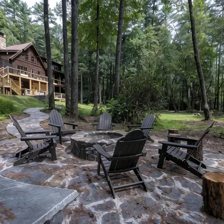 BEAR'S DEN  - Spacious mountain home on river game room & fire pit in Burlingame