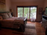 Beaver Lake Paradise with Bunkhouse - Hytter