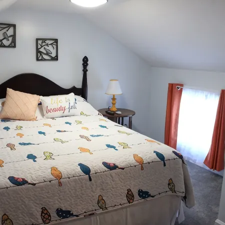 Beautiful Unit in Amish Country