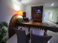 Sky Hotel Jogja - parking