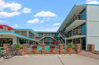 Alamar Resort Inn - Pet friendly