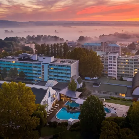Hotel Carbona Thermal Spa