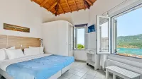 Thea Home Hotel by Booking Kottas - Strand