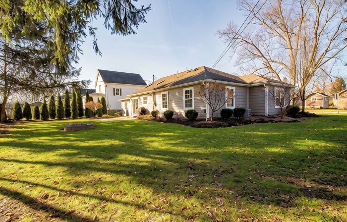 New! Charming Home in the Heart of Bemus Point, Lake Chautauqua, NY