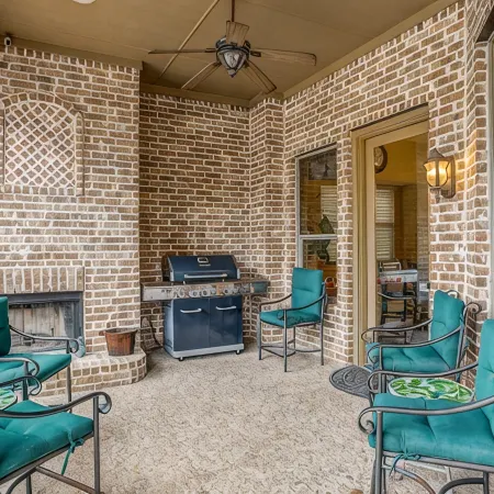 Family Resort with Pool, Spa, Theater, Game Room on Golf Course!