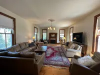 Charming Historic Getaway: Unwind in Lancaster's Timeless Elegance - Wifi