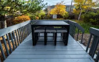 Farmhouse Teal Suite - Bungalows