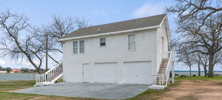 Small but cozy apartment style lakefront home on Buchanan Dam with great views! 라노 카운티 호텔