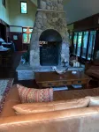 Beautiful Home for rent near CHQ Lake & Institution. - 4-Star