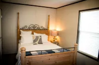 Lake Texoma wooded retreat near Marina Del Rey - 3 estrellas