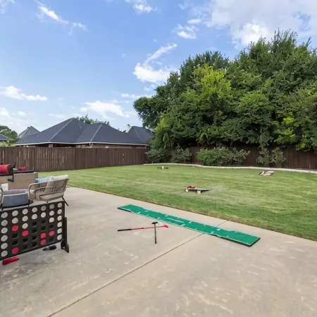 Aggie Escape 4BR+Fire Pit + Yard Games Near A&M