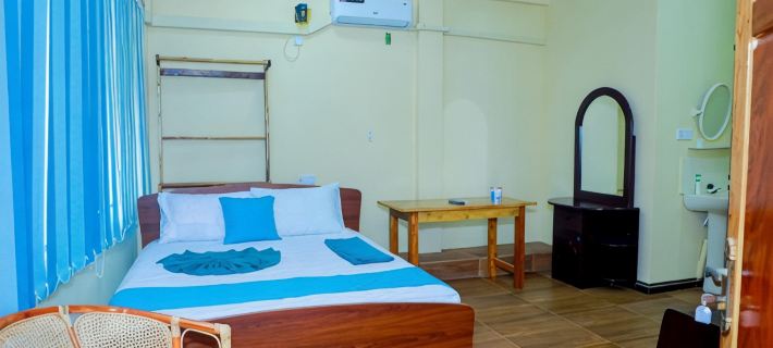 UK Inn Guest House Hotels in Jaffna