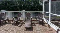 Great for Family Reunions!! Second Floor Screen Porch Great for Wedding Weekend - 3つ星