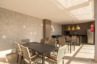 Apts in a Building With Pool and Gym - GRL - 3-Star